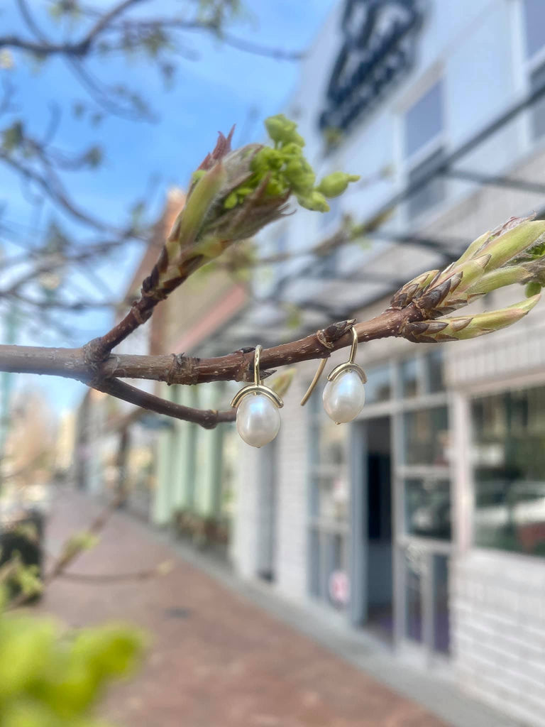 Bloom - Freshwater White Pearls